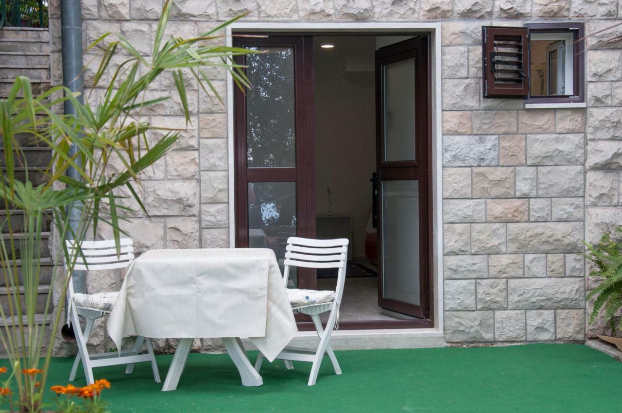 Vuksanovic Apartment Herceg Novi Buitenkant foto