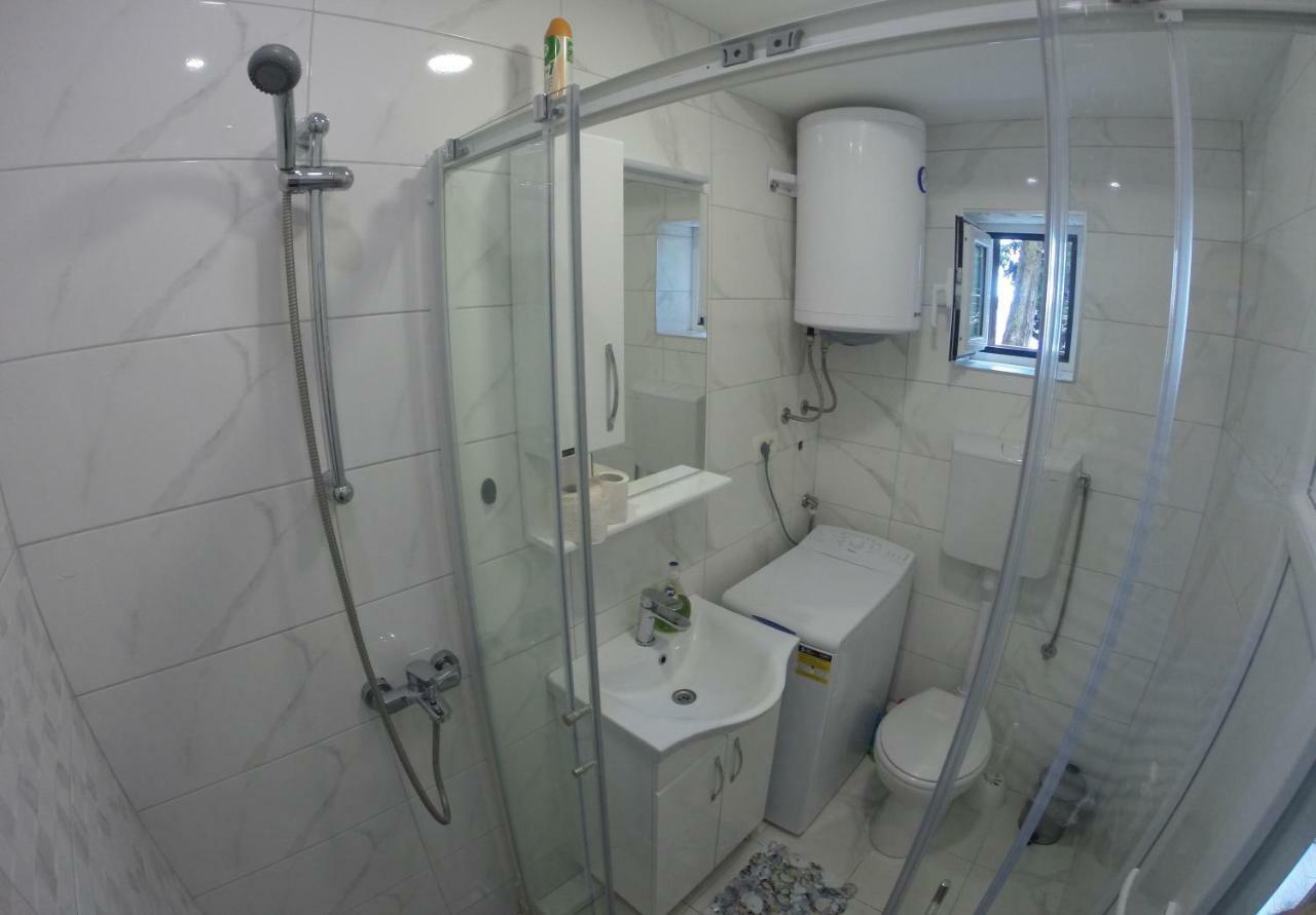 Vuksanovic Apartment Herceg Novi Buitenkant foto